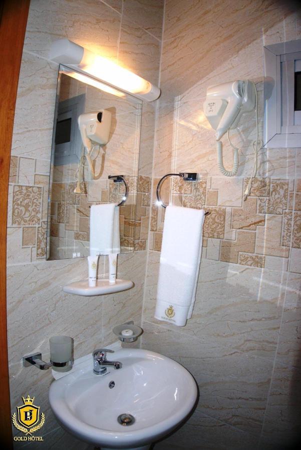 Gold Hotel Bafang Экстерьер фото