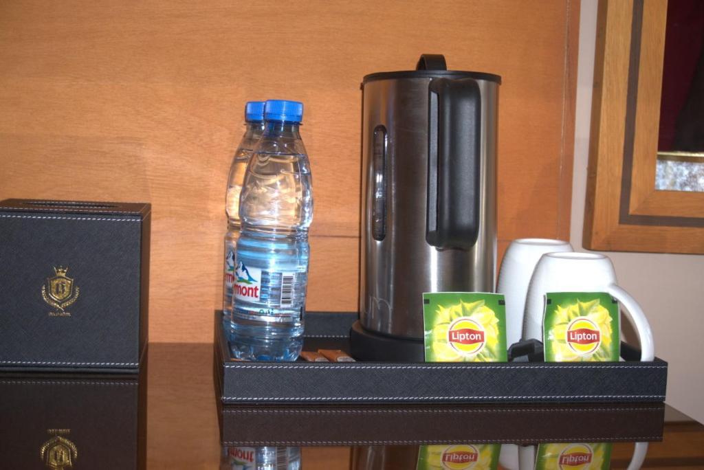 Gold Hotel Bafang Экстерьер фото