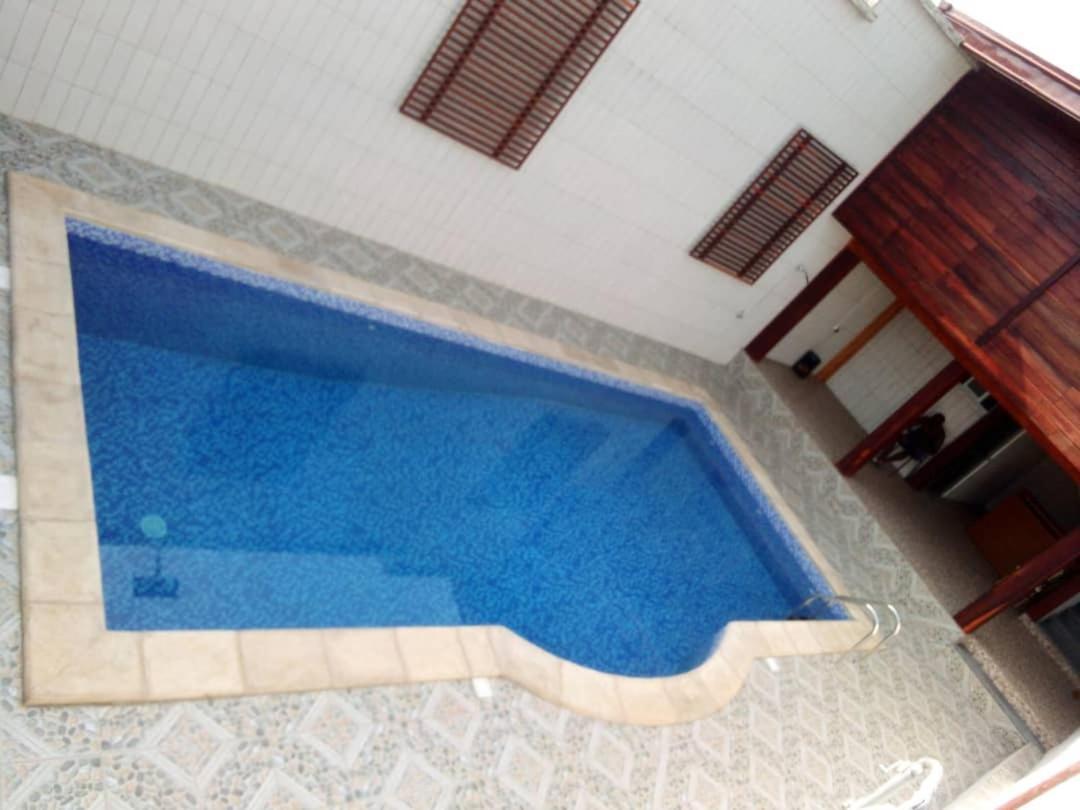 Gold Hotel Bafang Экстерьер фото